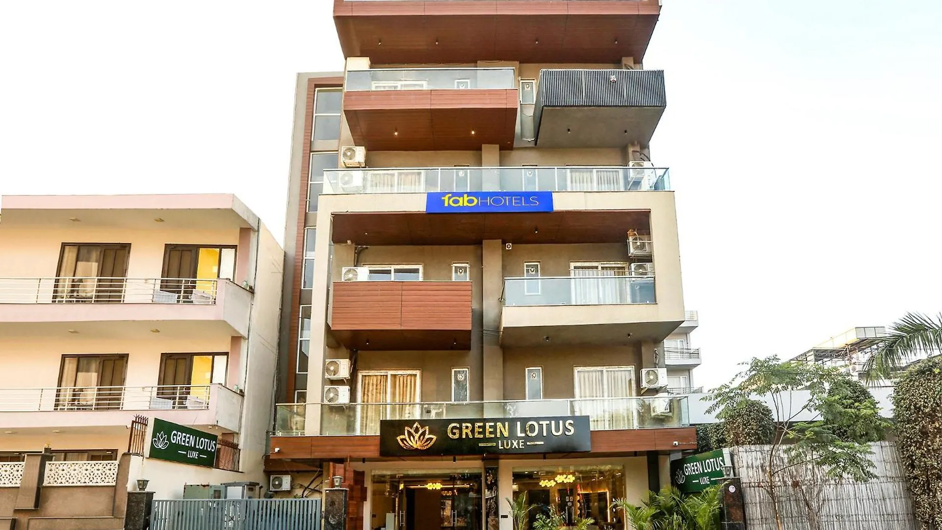 Hotel Green Lotus Luxe Gurgáon 0*,